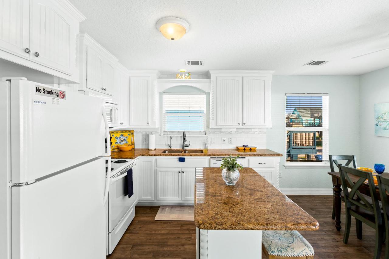 Walk To Beach, Sunset Bay Views, Pet Friendly - Sea Me Relaxin Surfside Beach Bagian luar foto